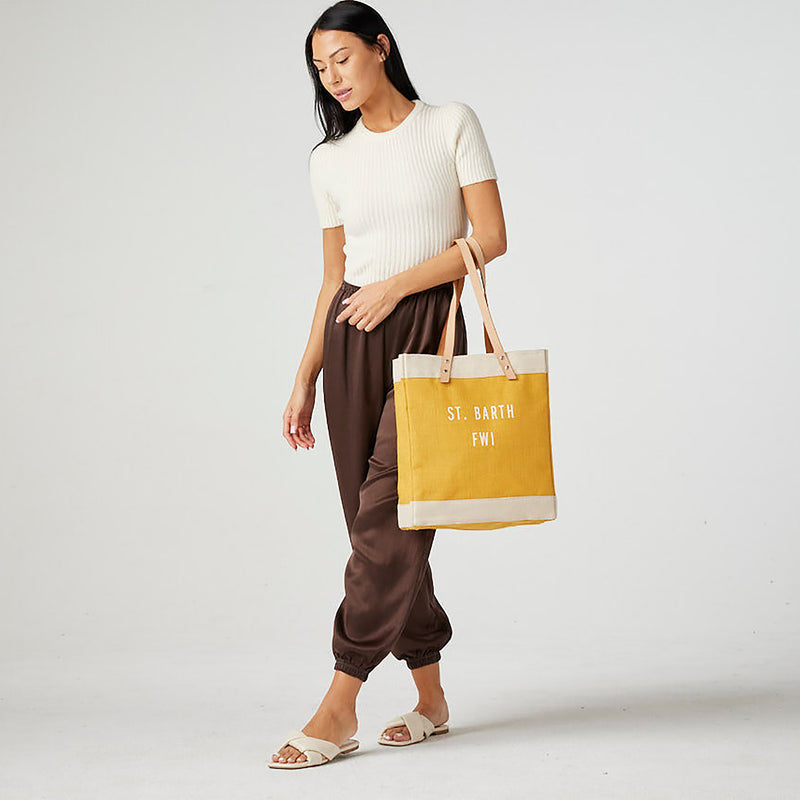 Market Tote in Gold