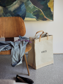 Dove—the new Apolis neutral for market mornings and beyond. Soft, versatile, and pairs effortlessly with linen, denim, and anything in your tote.