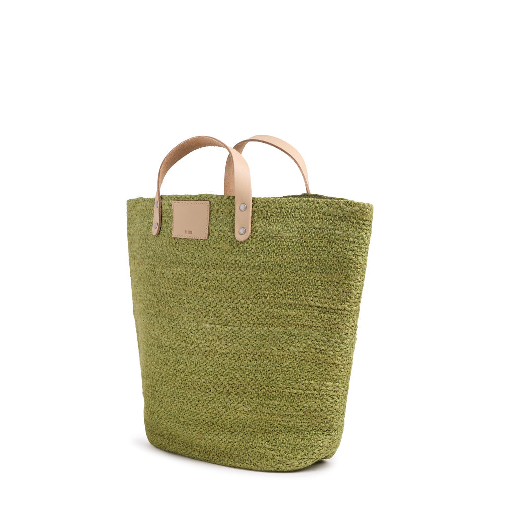 Grass Bucket Bag in Avocado