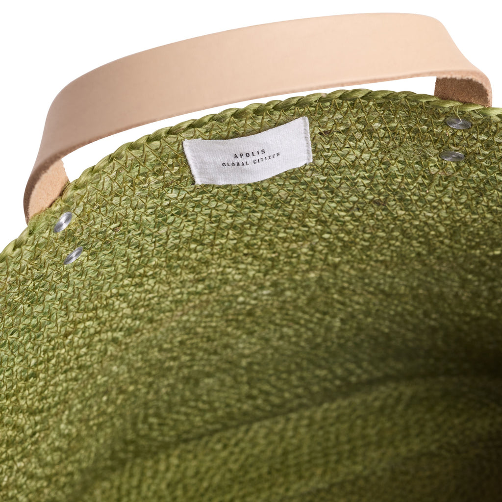 Grass Bucket Bag in Avocado