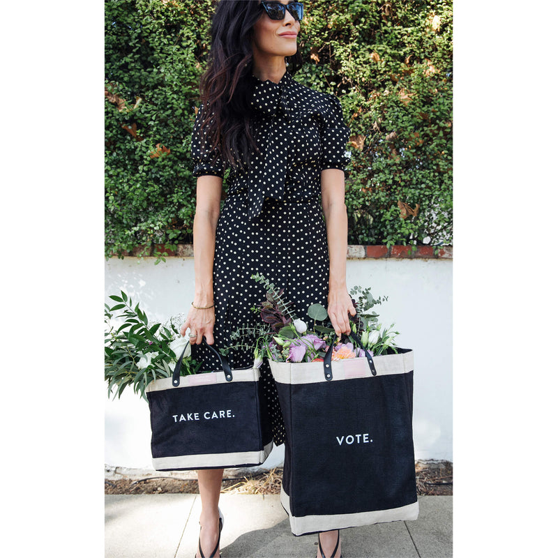 Petite Market Bag in Black with Two Lines