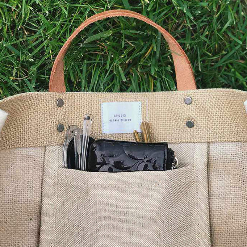 Petite Market Bag in Natural with Calligraphy