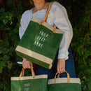 Market Tote in Field Green